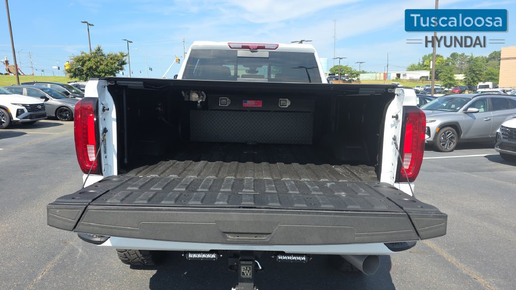Used 2023 GMC Sierra 2500 Denali w/ Denali Ultimate Package AWD/4WD image 10