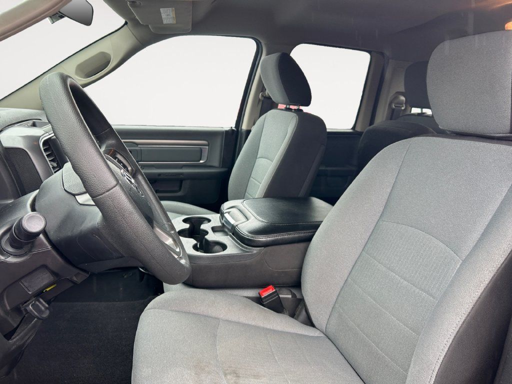 Used 2024 RAM 1500 Classic SLT AWD/4WD image 9