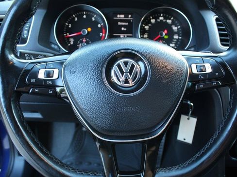 Used 2017 Volkswagen Passat 1.8T R-Line FWD image 23