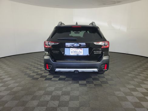 Used 2021 Subaru Outback Touring XT AWD/4WD image 9