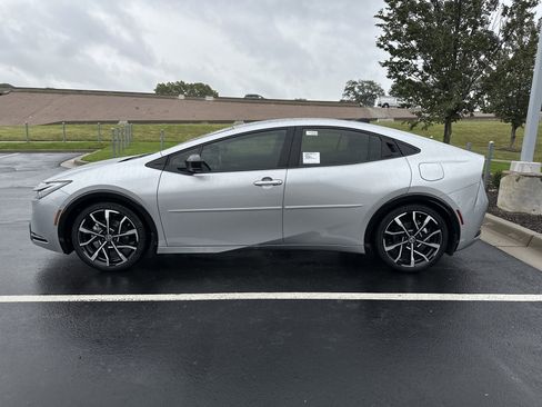 New 2026 Toyota Prius XSE Premium image 6