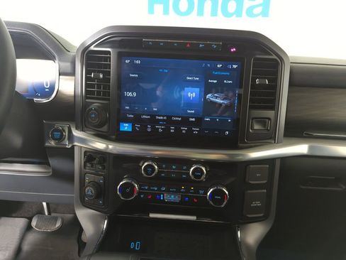 Used 2024 Ford F150 Lariat w/ FX4 Off-Road Package image 13