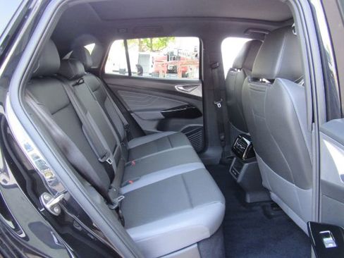 Used 2023 Volkswagen ID.4 S image 26