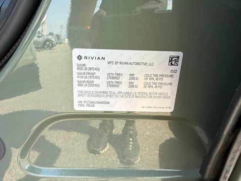 Used 2022 Rivian R1T Launch Edition AWD/4WD image 18