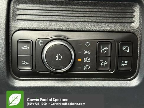 Certified 2026 Ford F450 Platinum w/ FX4 Off-Road Package AWD/4WD image 27