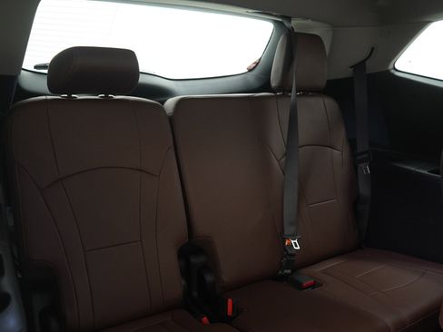 Used 2020 Buick Enclave Avenir w/ Avenir Technology Package image 11