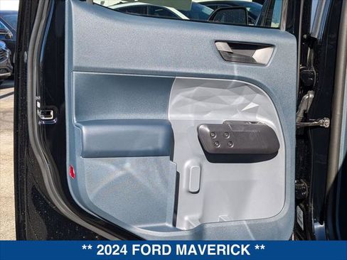 New 2024 Ford Maverick Tremor w/ Tremor Off-Road Package image 19