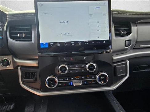 Certified 2024 Ford Expedition XLT RWD image 13