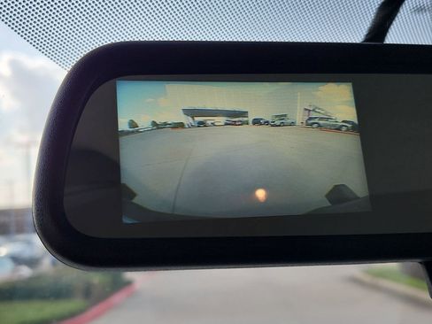 Used 2024 GMC Savana 2500 Work Van w/ Driver Convenience Package image 23