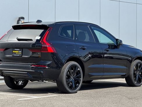 New 2026 Volvo XC60 T8 Ultra w/ Climate Package AWD/4WD image 5