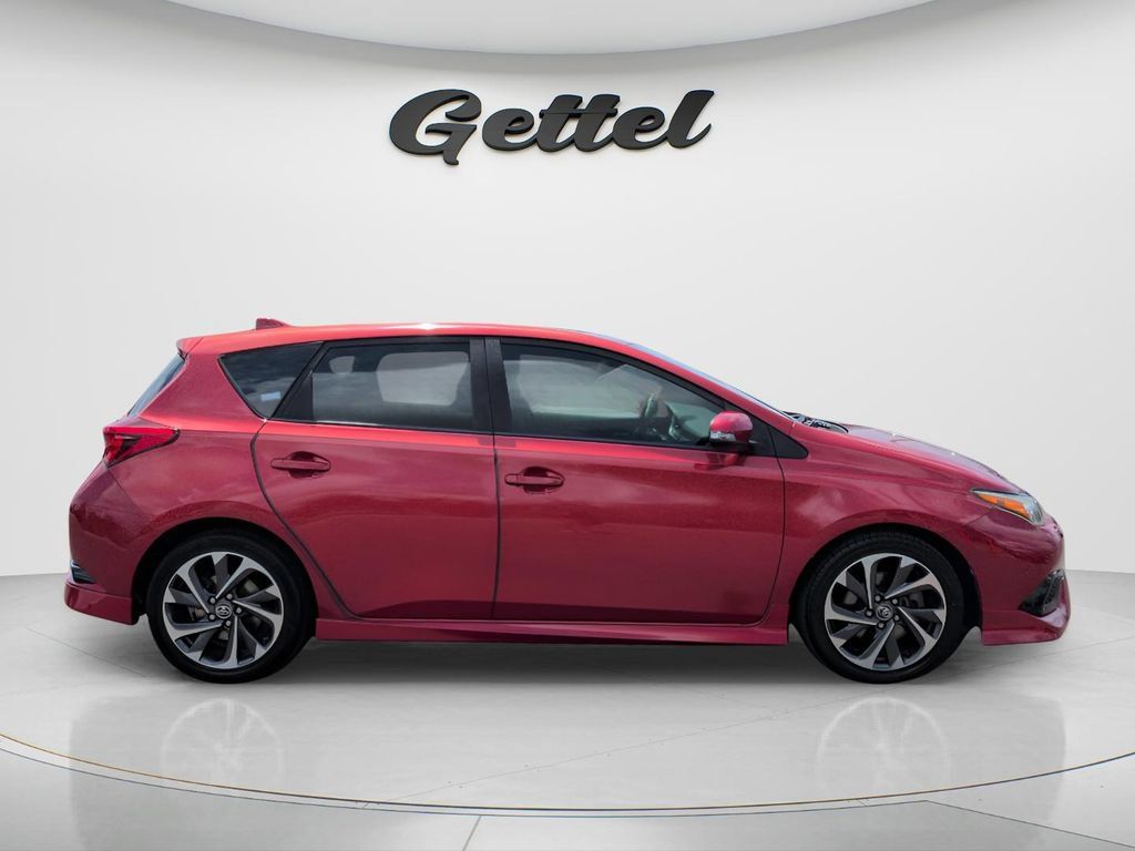 Used 2018 Toyota Corolla iM FWD image 4