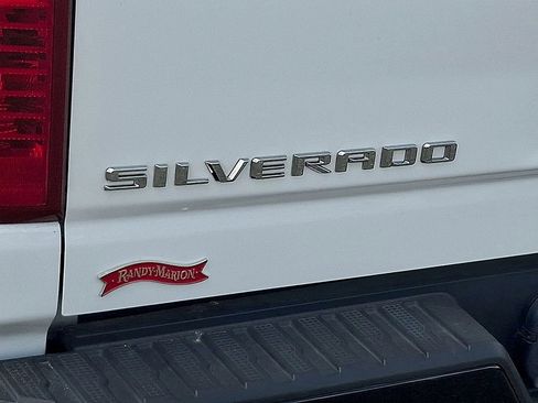 Used 2024 Chevrolet Silverado 2500 Custom w/ Custom Value Package image 32