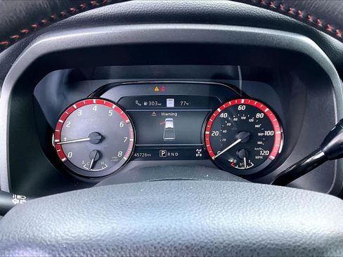 Used 2023 Nissan Titan PRO-4X w/ Pro-4x Convenience Package AWD/4WD image 25