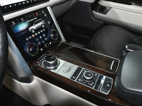 Used 2021 Land Rover Range Rover Westminster Edition image 43