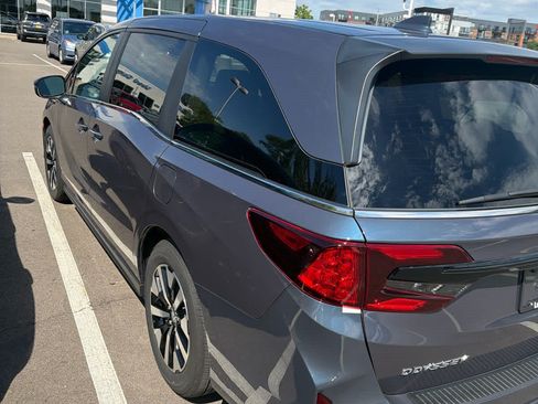 Used 2026 Honda Odyssey EX-L image 8