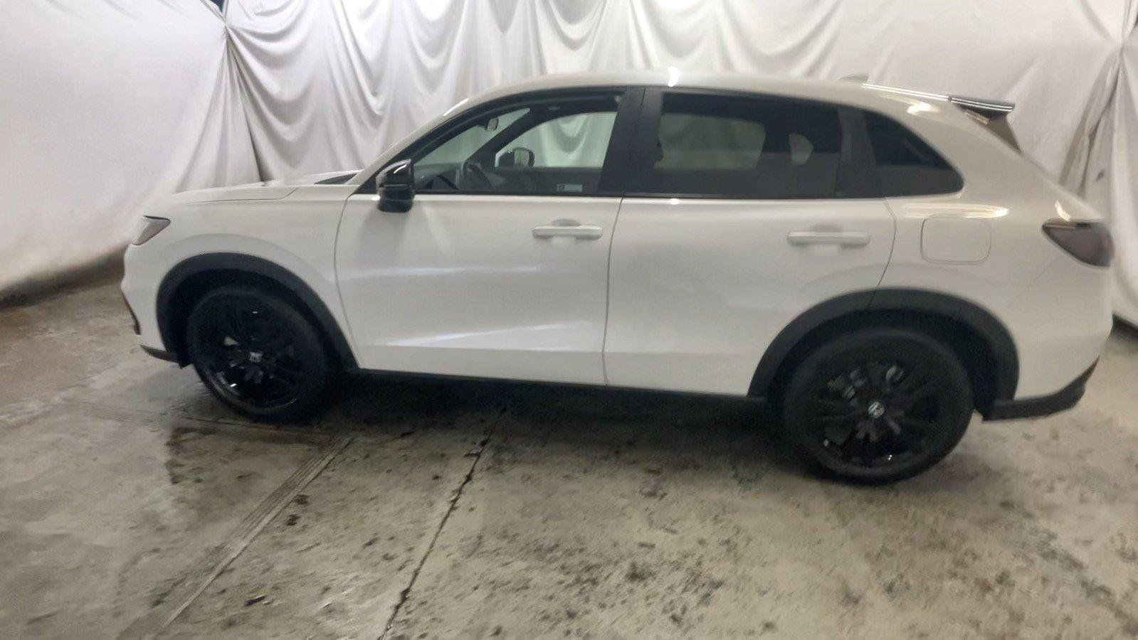 Certified 2026 Honda HR-V Sport image 13