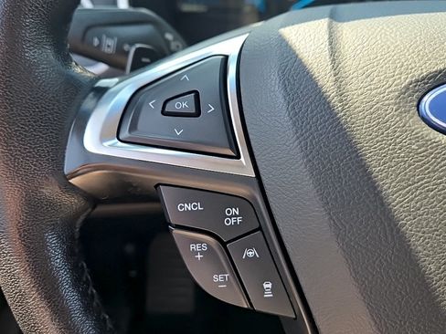Used 2019 Ford Edge SEL w/ Equipment Group 201A AWD/4WD image 13