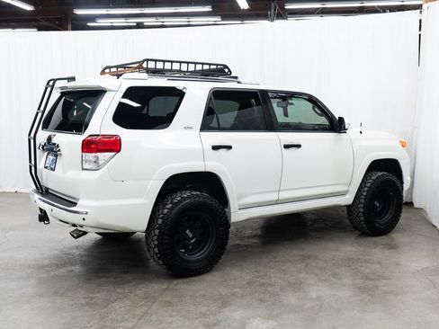 Used 2010 Toyota 4Runner SR5 AWD/4WD image 6