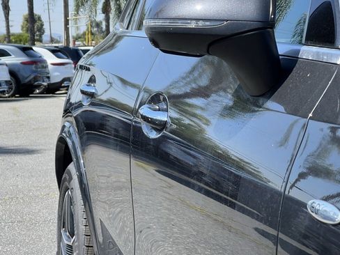 New 2025 Mercedes-Benz GLC 350e 4MATIC image 5