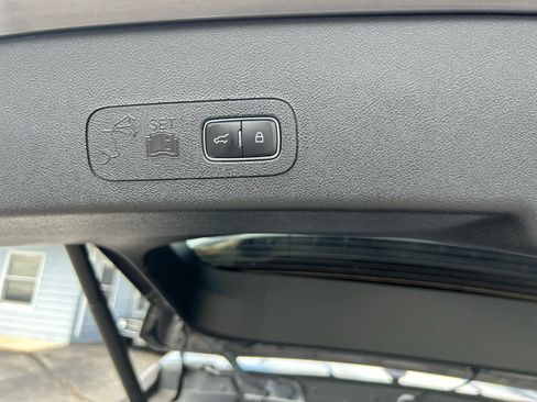 Used 2022 Lincoln Aviator Grand Touring w/ Equipment Group 301A AWD/4WD image 34