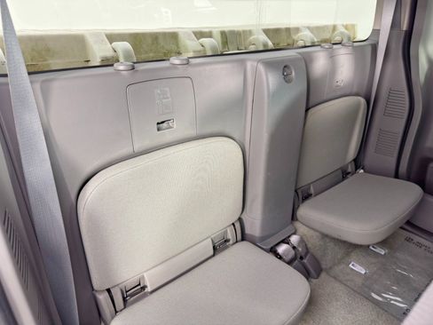 Used 2015 Nissan Frontier S image 28