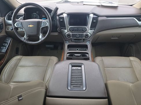Used 2017 Chevrolet Suburban Premier AWD/4WD image 18