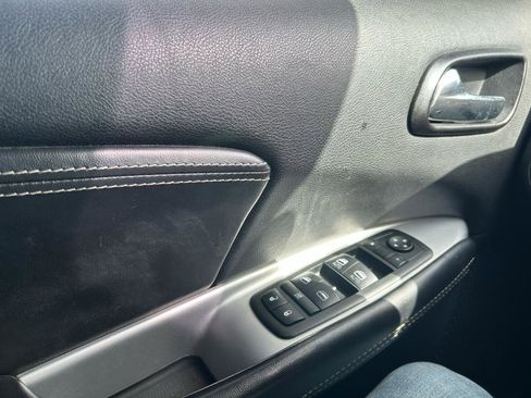 Used 2012 Dodge Journey R/T image 27