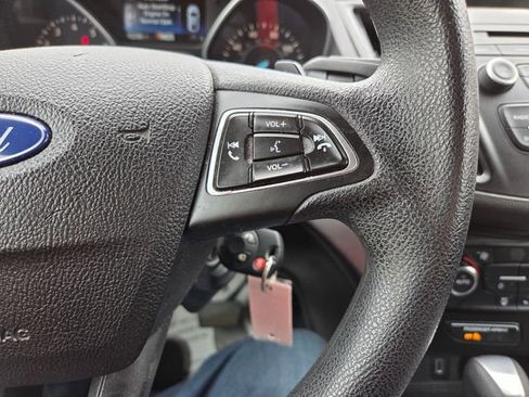 Used 2017 Ford Escape SE AWD/4WD image 20