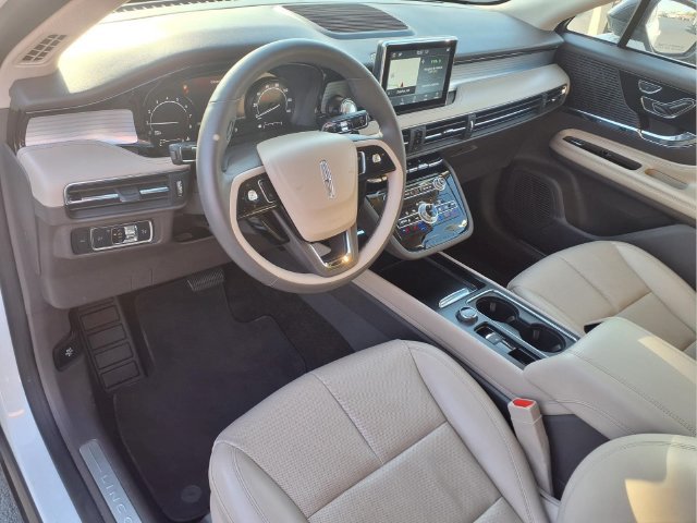 Used 2022 Lincoln Corsair AWD w/ Equipment Group 101A image 20