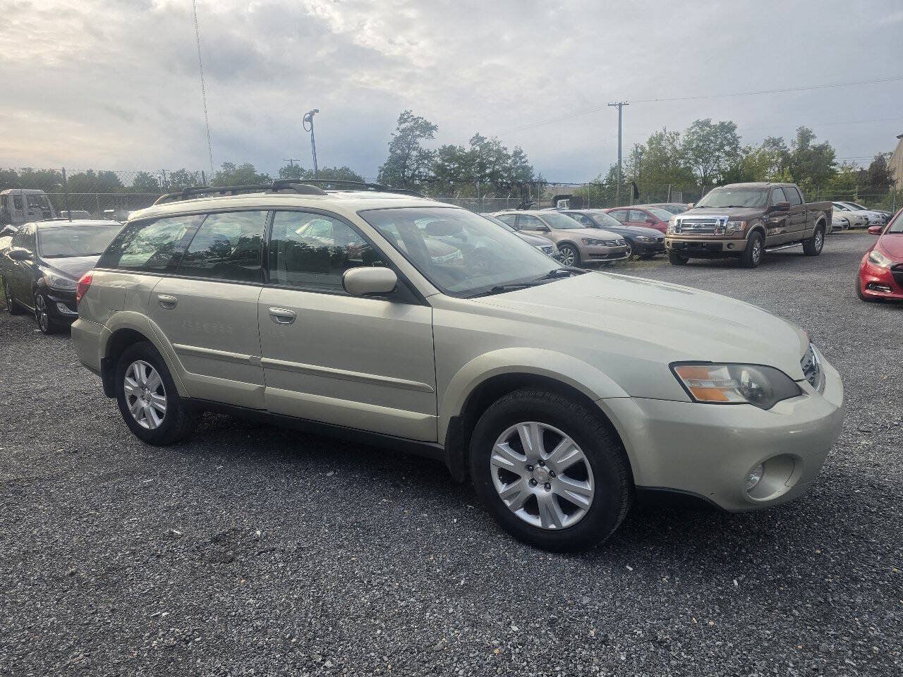 Used 2005 Subaru Outback 2.5i Limited AWD/4WD image 1