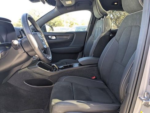 Certified 2023 Volvo C40 P8 Recharge Plus image 26