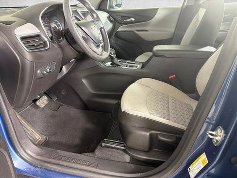 Used 2024 Chevrolet Equinox LS FWD image 9