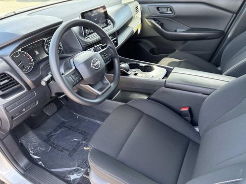 Certified 2025 Nissan Rogue S image 21