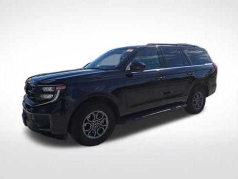 Used 2025 Ford Expedition Active AWD/4WD image 6