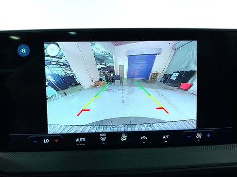 New 2025 Ford Maverick XL image 27