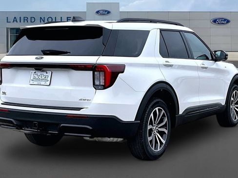New 2026 Ford Explorer ST-Line AWD/4WD image 5