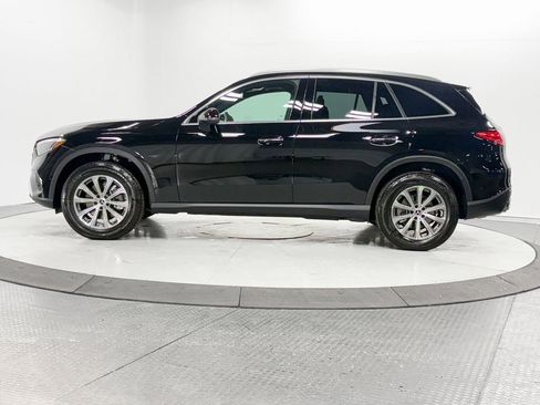 Certified 2025 Mercedes-Benz GLC 300 4MATIC image 4