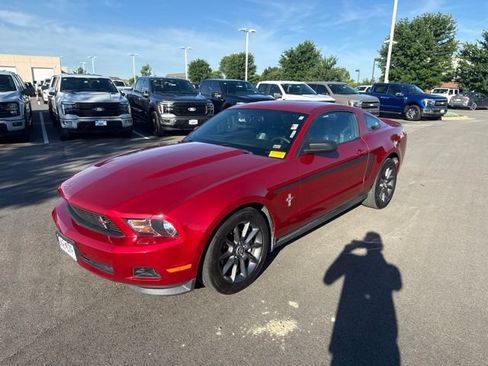 Used 2011 Ford Mustang Premium w/ 203A Rapid Spec Order Code RWD image 3