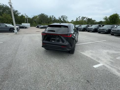 Used 2025 Lexus NX 250 FWD w/ Accessory Package (Z1) image 7