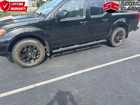 Used 2019 Nissan Frontier SV w/ Value Truck Package AWD/4WD image 1