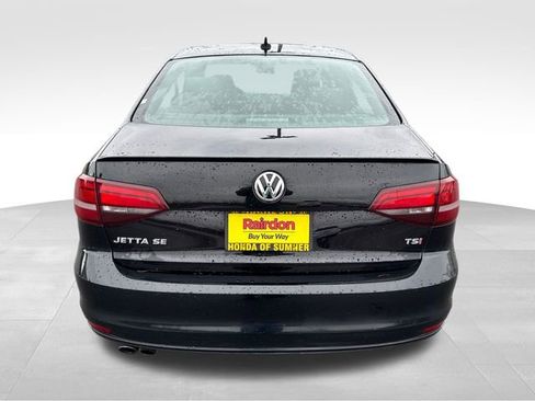 Used 2018 Volkswagen Jetta Sport image 9
