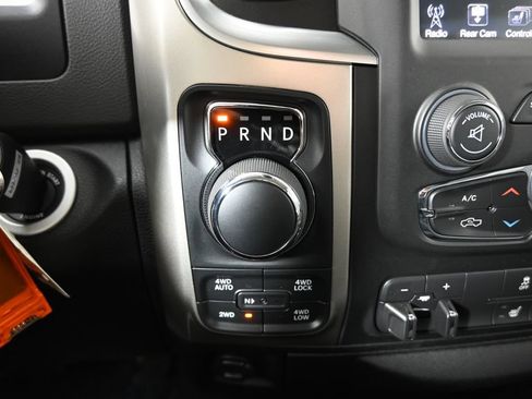 Used 2017 RAM 1500 Big Horn AWD/4WD image 30