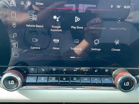 Used 2024 GMC Canyon AT4X image 22