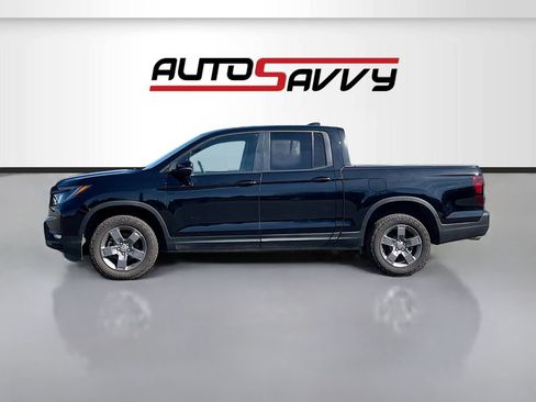 Used 2025 Honda Ridgeline TrailSport image 4