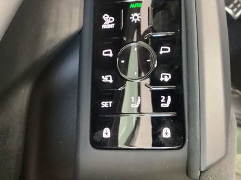 New 2025 Audi SQ5 Premium Plus image 17