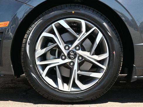 Used 2022 Hyundai Sonata SEL w/ Cargo Package FWD image 9