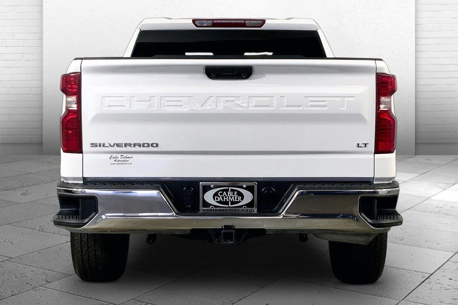 Used 2024 Chevrolet Silverado 1500 LT AWD/4WD image 3