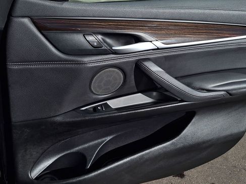 Used 2018 BMW X6 xDrive35i image 28