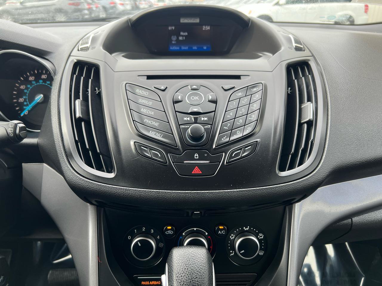 Used 2016 Ford Escape SE FWD image 19