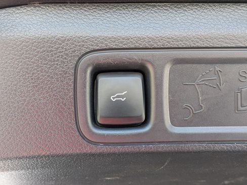 Used 2024 Ford Expedition XLT RWD image 35